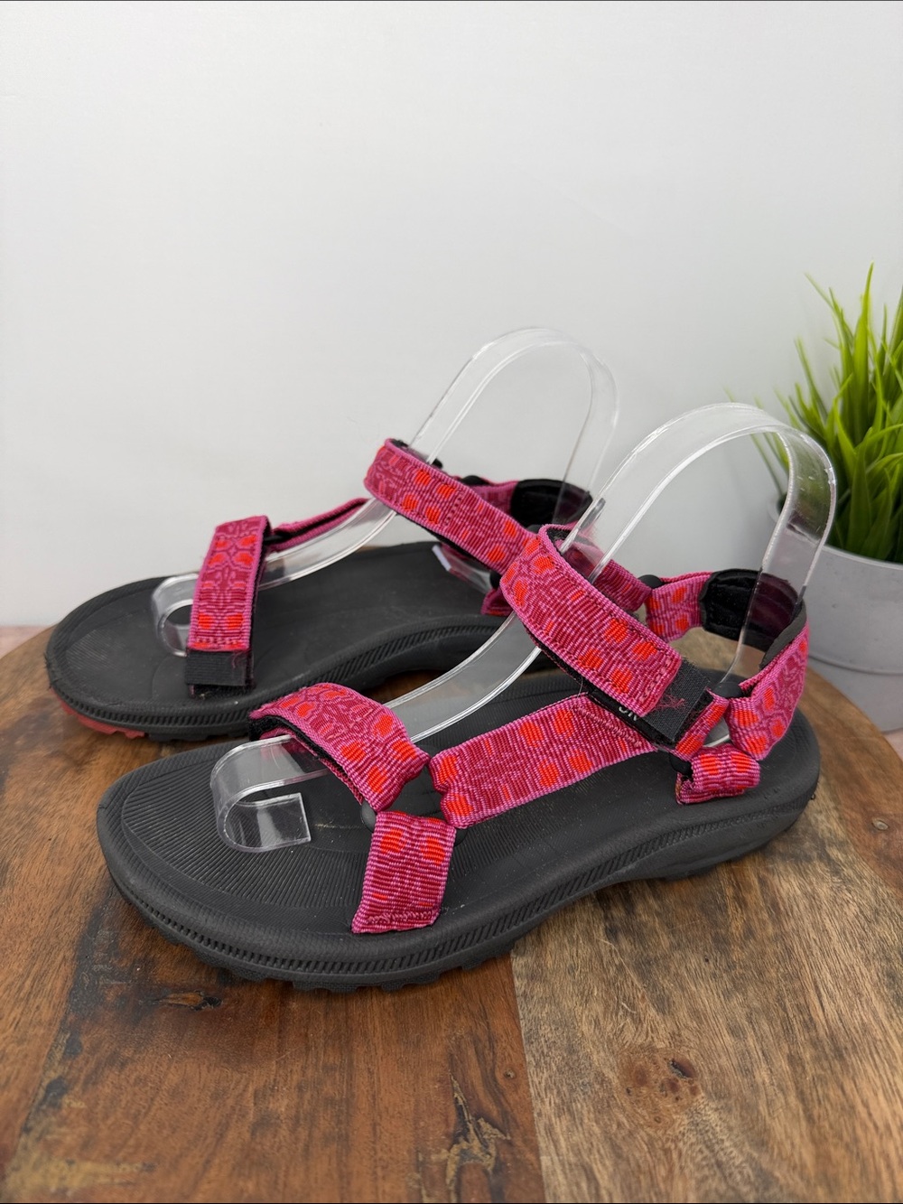 Teva - Microban Sandals - Size: 3K